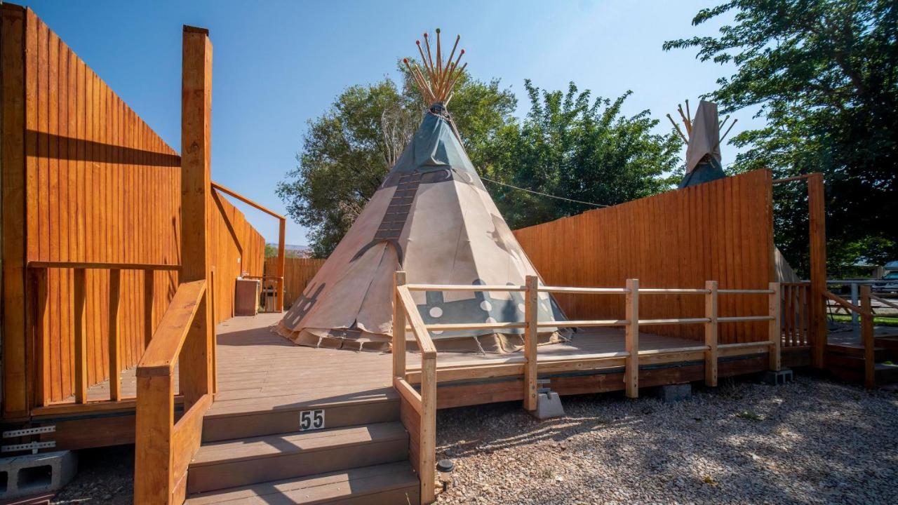 Ok Rv Park Glamping Tipi Ok55 Hotel Moab Exterior foto